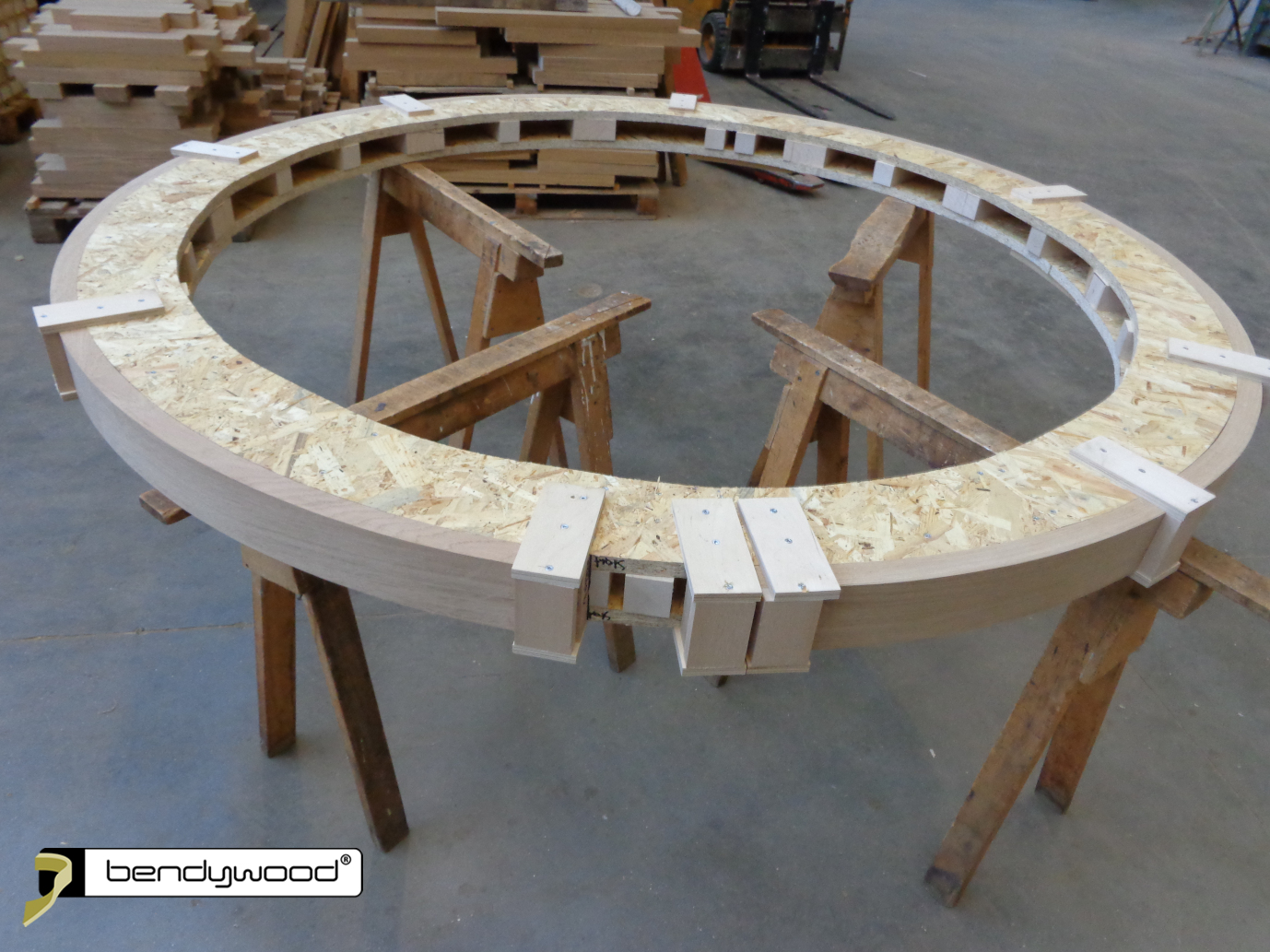Elegante Lösung für gerade Geländer, mit Bendywood® - Handläufen möglich